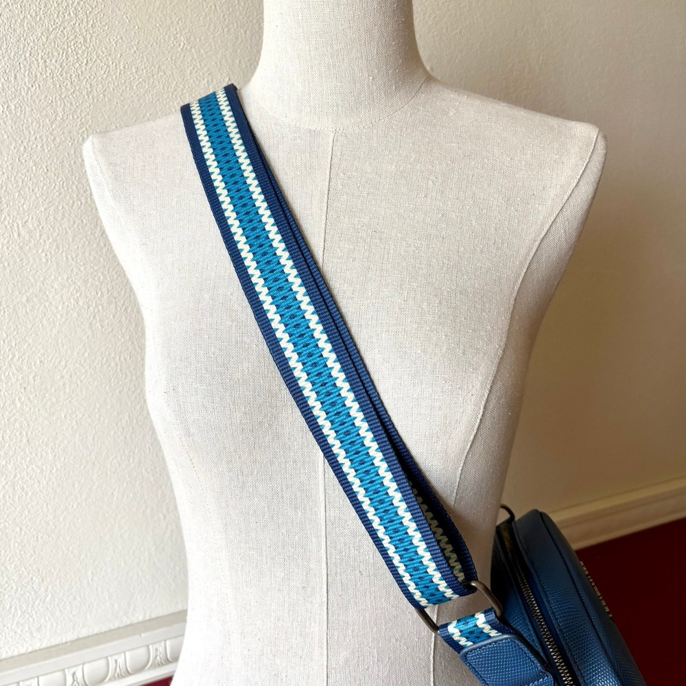 Montana West‎ Blue Lizard Embossed Crossbody Bag Woven Stripe Guitar Strap Logo - Picture 11 of 13